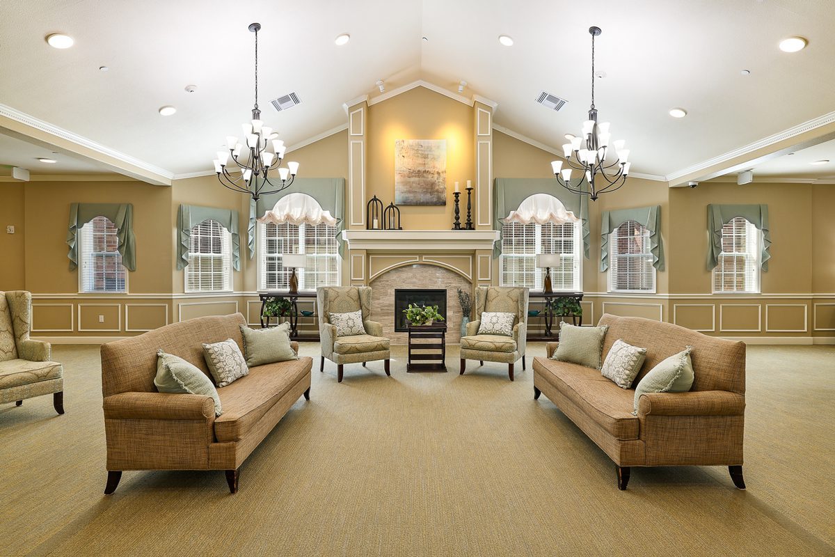 Homestead Estates of Overland Park Operations, LLC photo 1