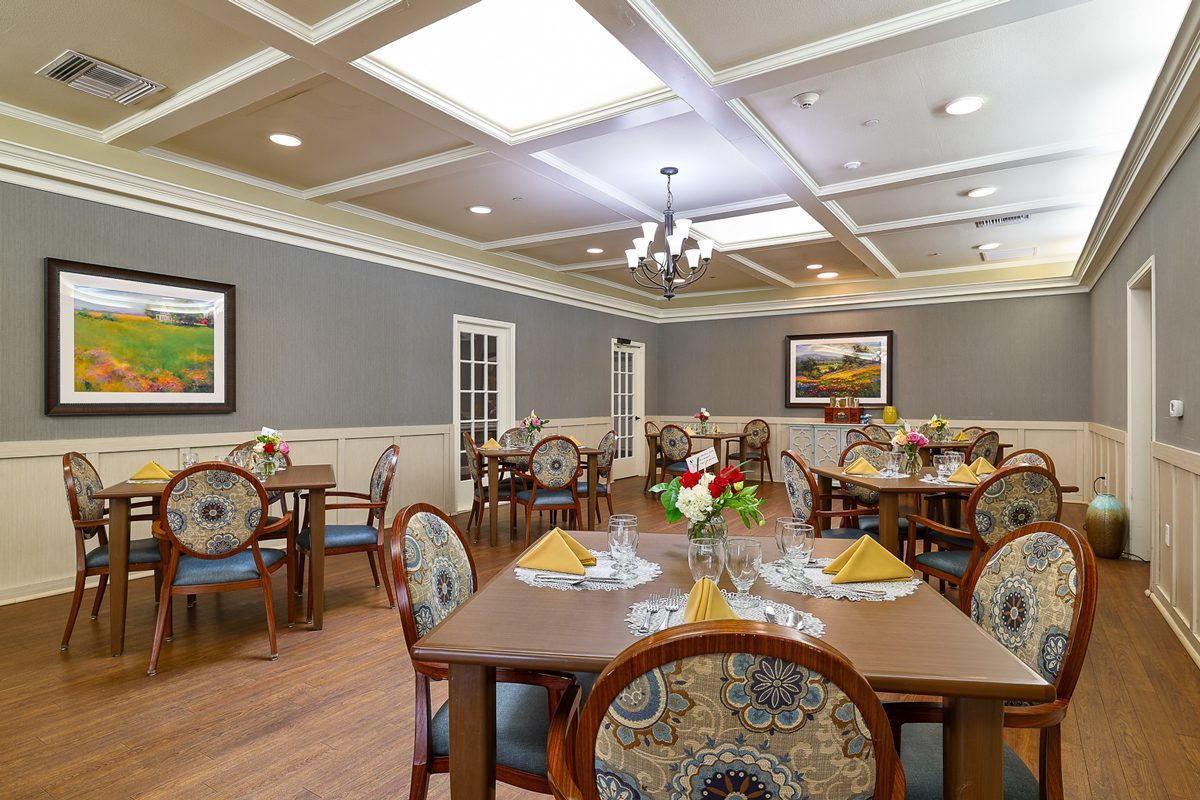 Homestead Estates of Overland Park Operations, LLC photo 9