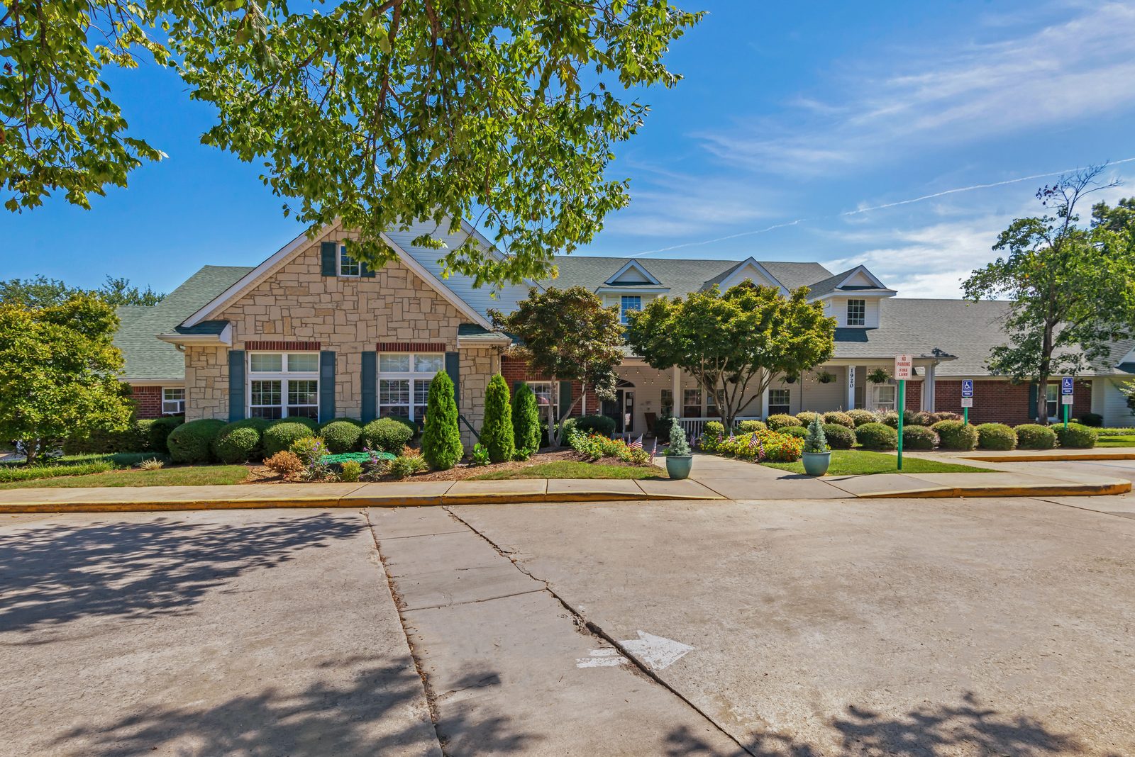 Brookdale Senior Living Communities, INC photo 8