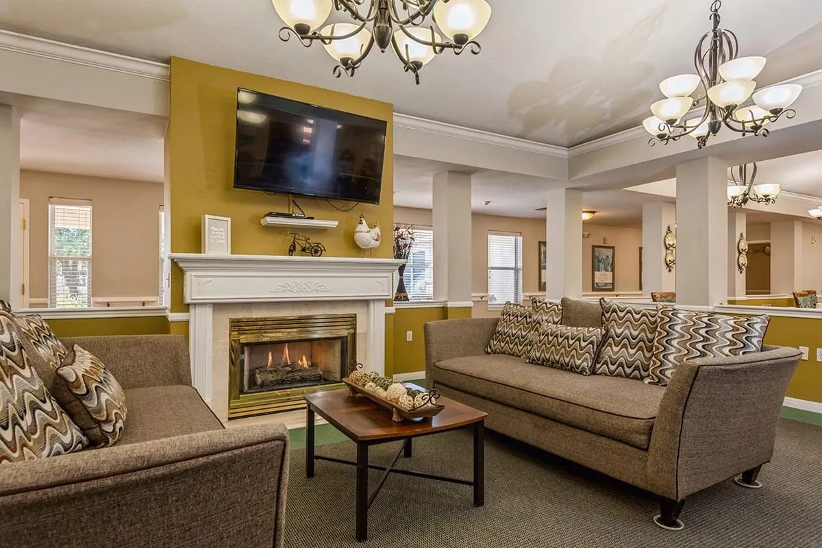 Mondell House photo 1