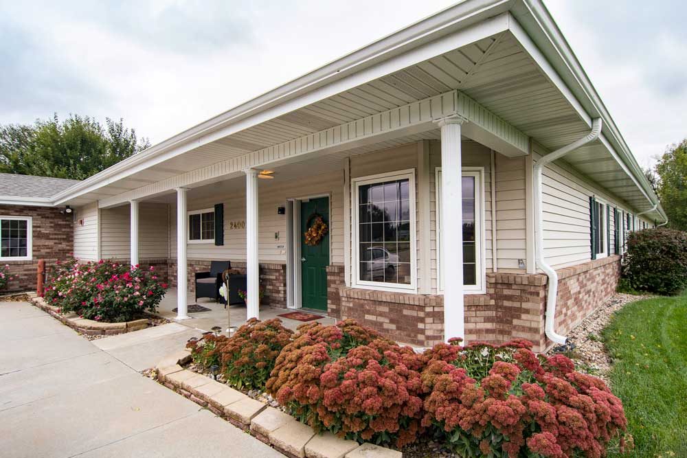 Edgewood Hastings Senior Living photo 1