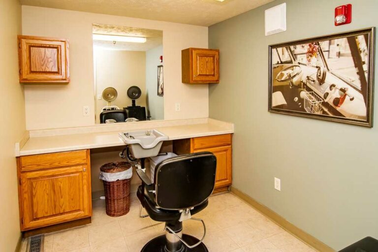 Edgewood Fremont Senior Living photo 3