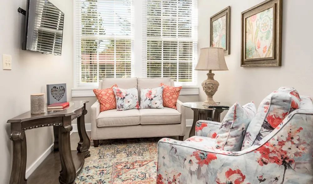 Georgia Tucker LLC photo 3