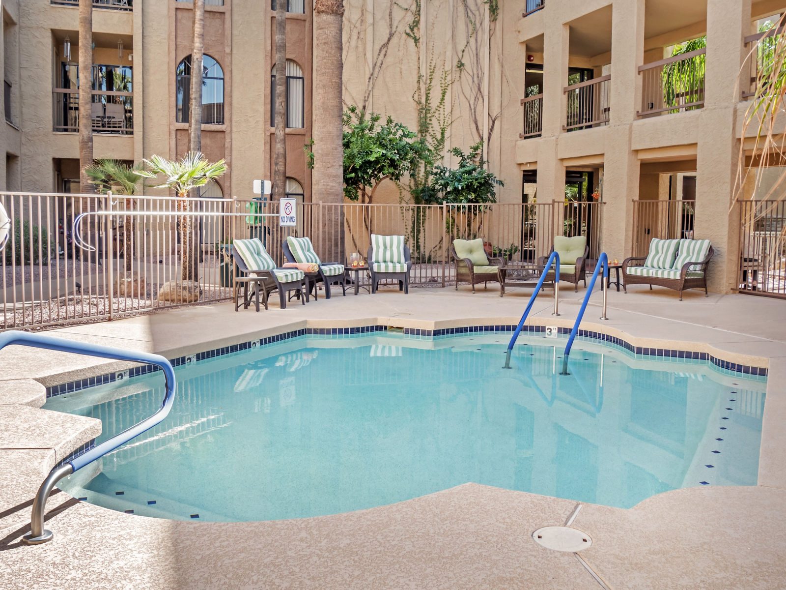 Brookdale Central Paradise Valley photo 10