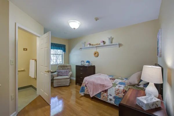Memory Care in Seminole, FL photo 3