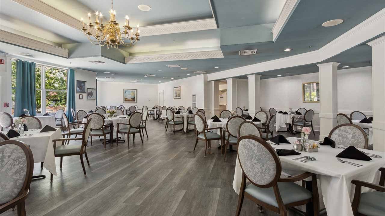 The Reserve at Mission Senior Living photo 4