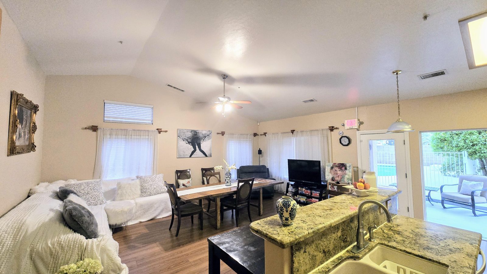 Rising Rainbow Home Care photo 3