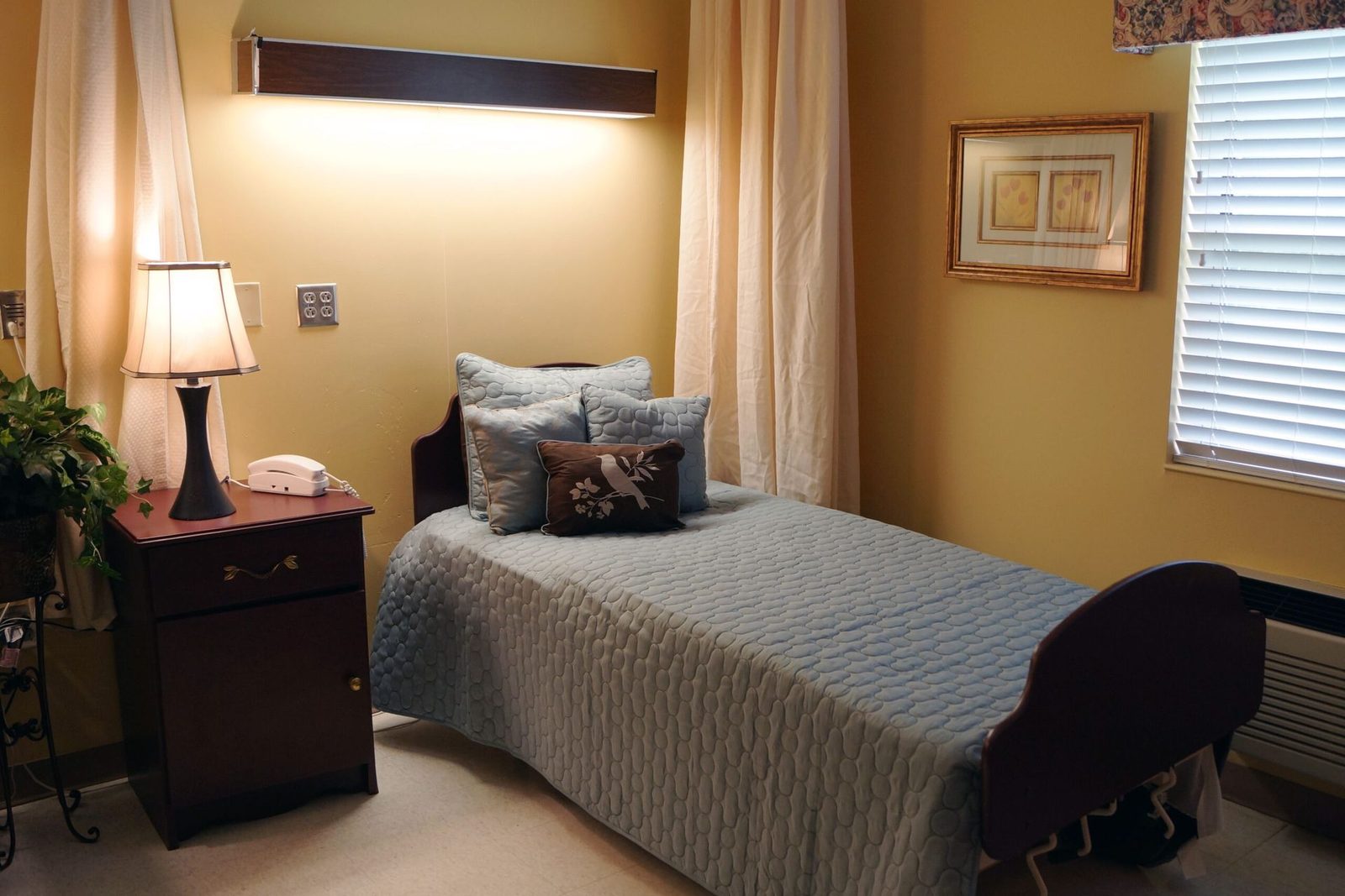 Birmingham Nursing and Rehabilitation Center East photo 2