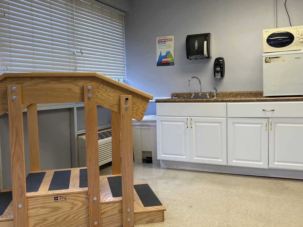 Crowne Health Care of Greenville photo 3