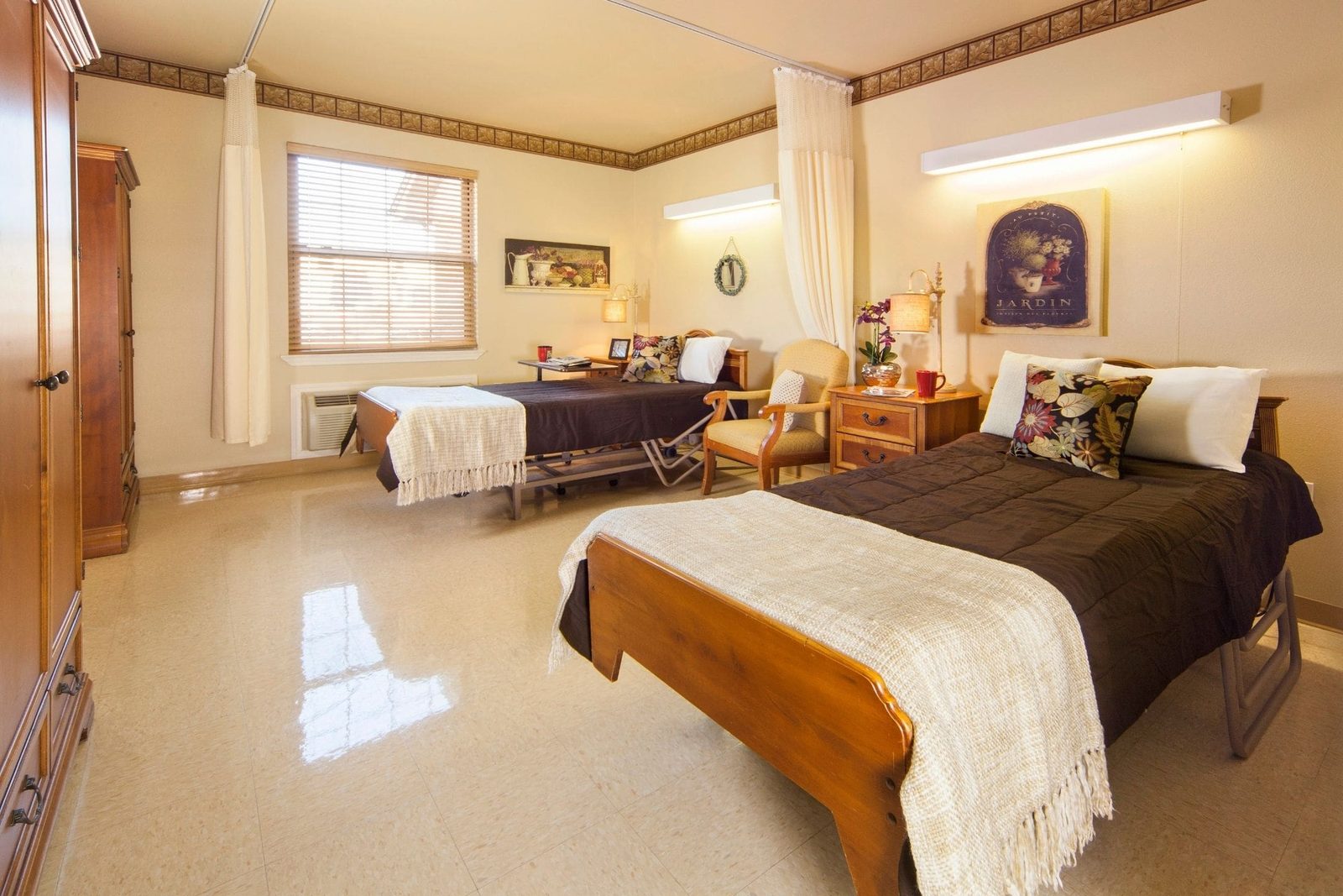 Bradford House LLC photo 2