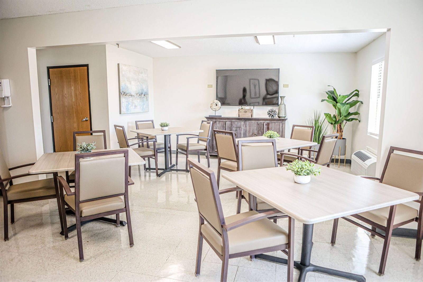 Care Manor photo 1