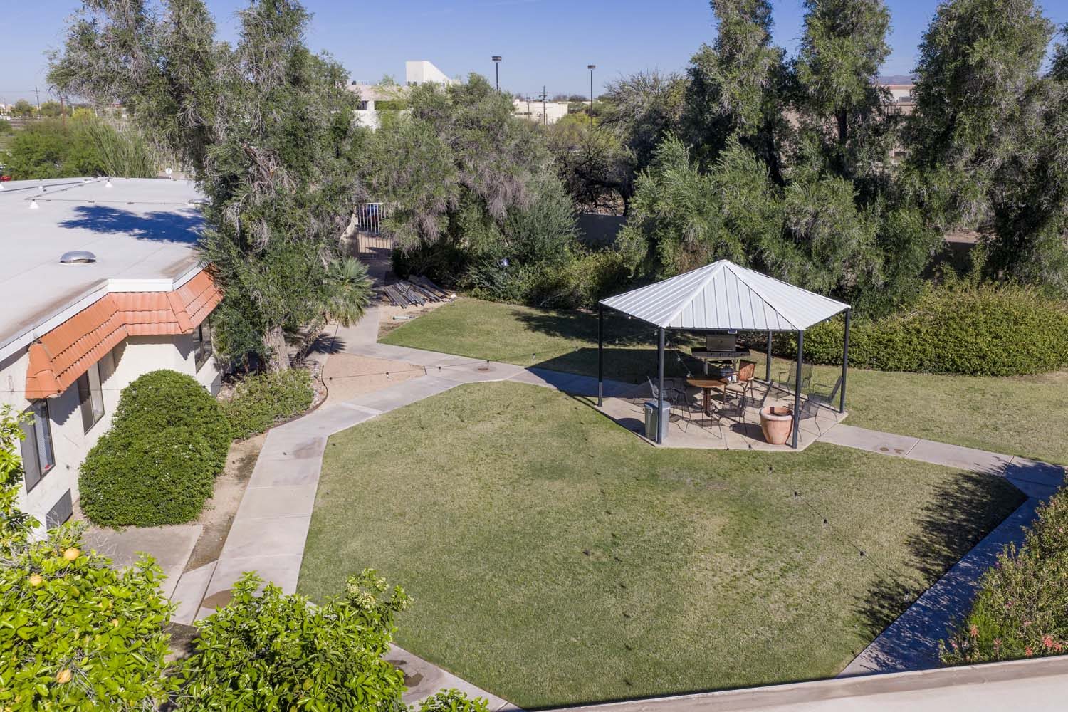 Casas Adobes Post Acute Rehab Center photo 2