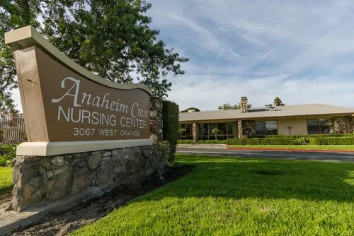 Anaheim Crest Nursing Center photo 1
