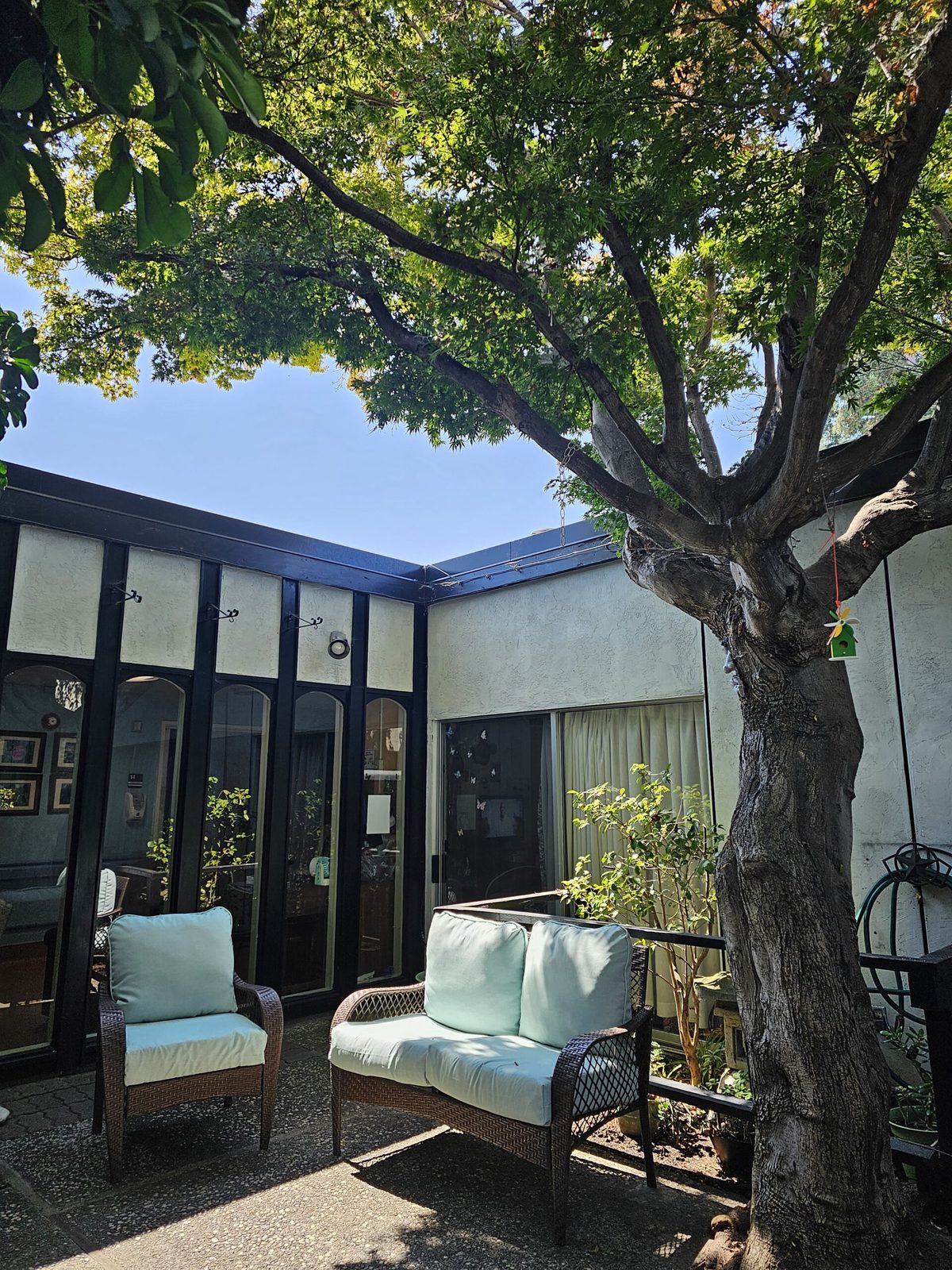 Bethesda Home photo 2
