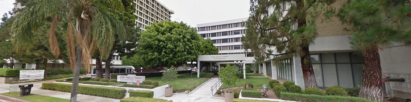 Bay Towers at Bixby Knolls