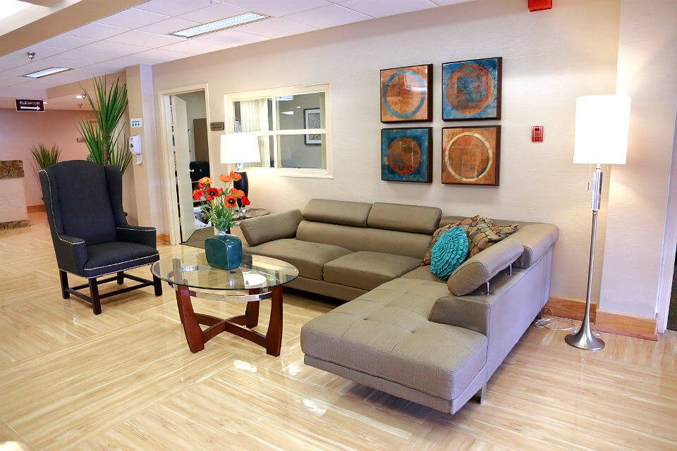 Burbank Healthcare & Rehab photo 4
