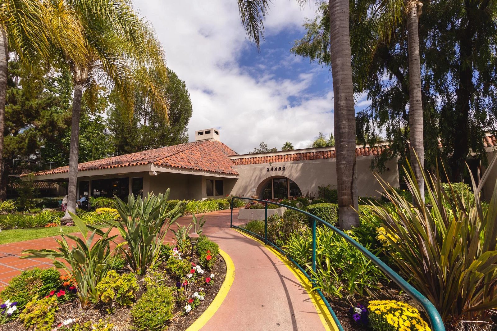 Country Villa Laguna Hills Healthcare Center photo 1