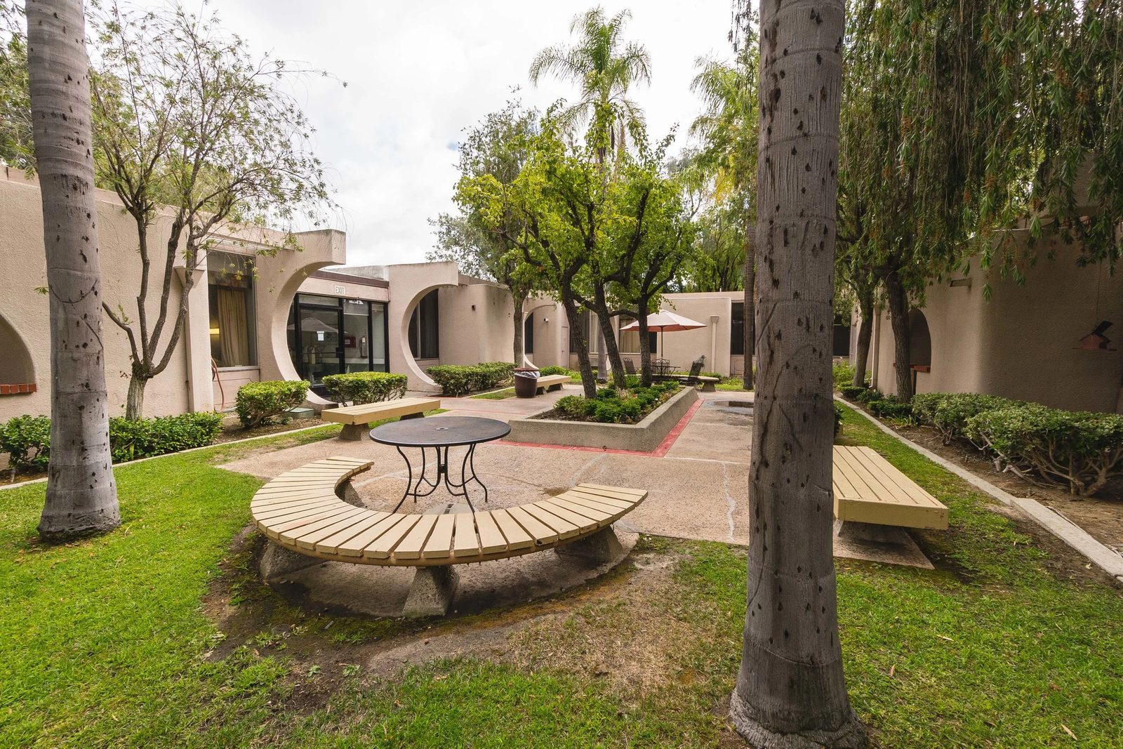 Country Villa Laguna Hills Healthcare Center photo 5