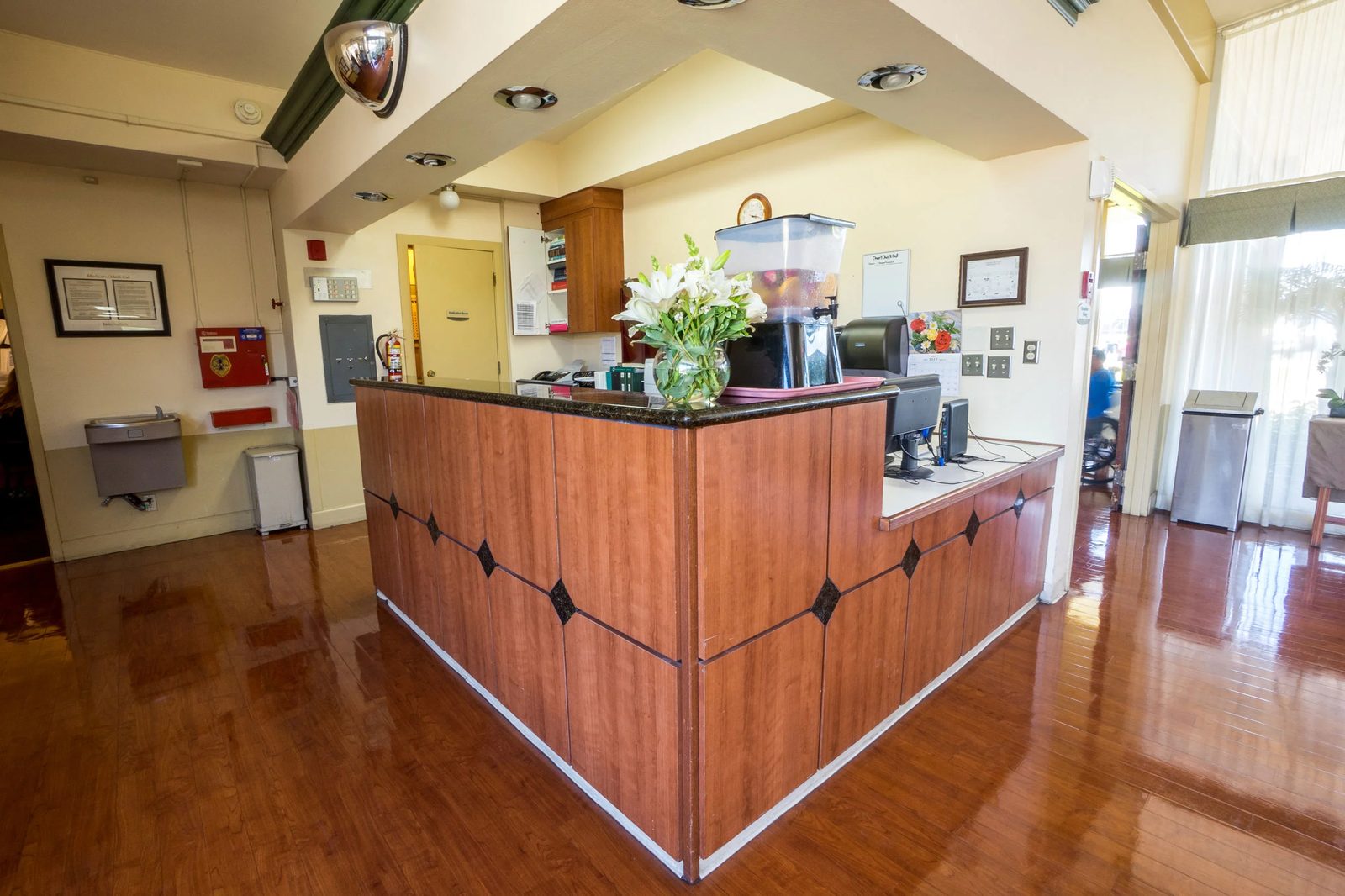 Watsonville Nursing Center photo 4