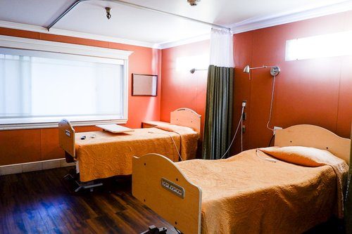 Devonshire Oaks Nursing Center photo 2