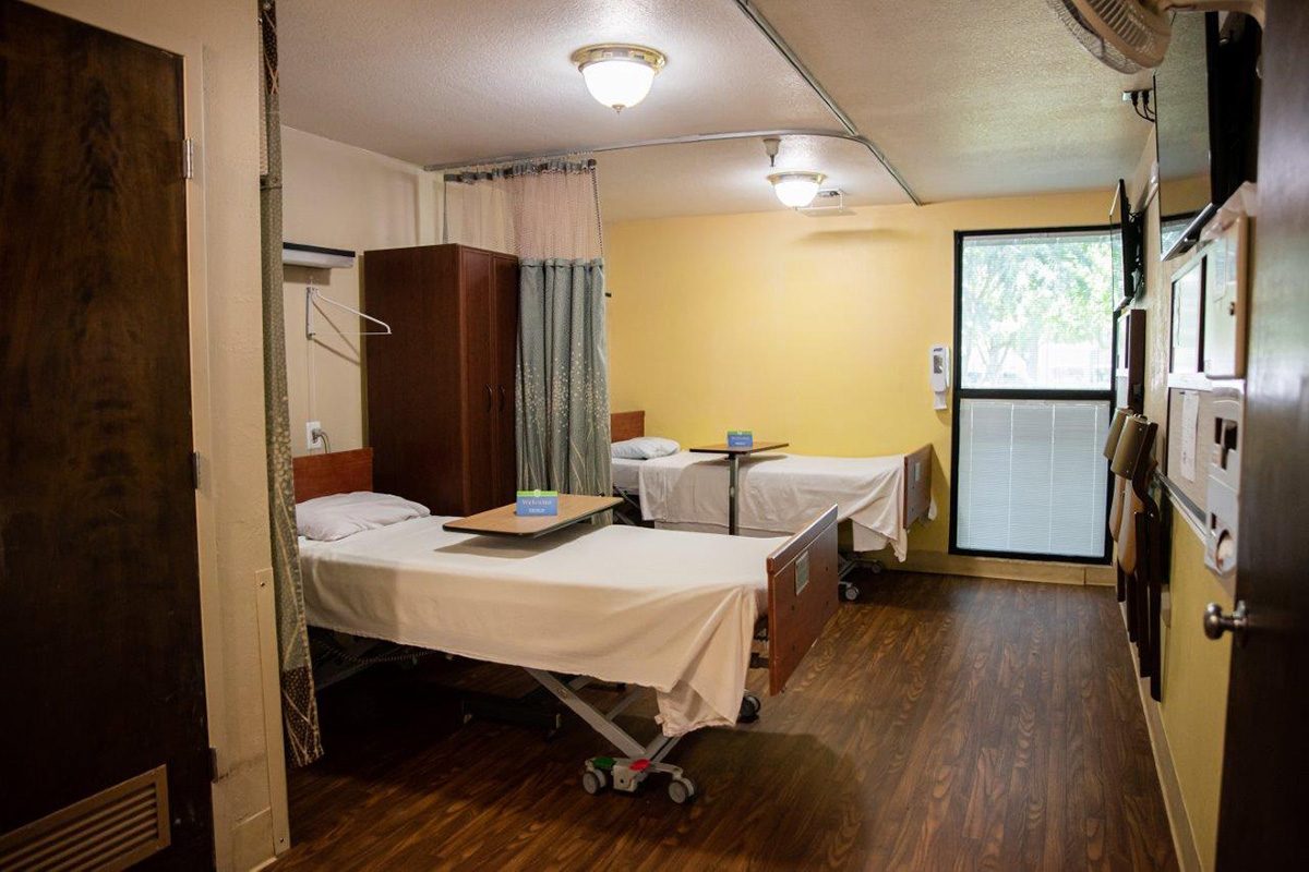 Eskaton Care Center Greenhaven photo 5