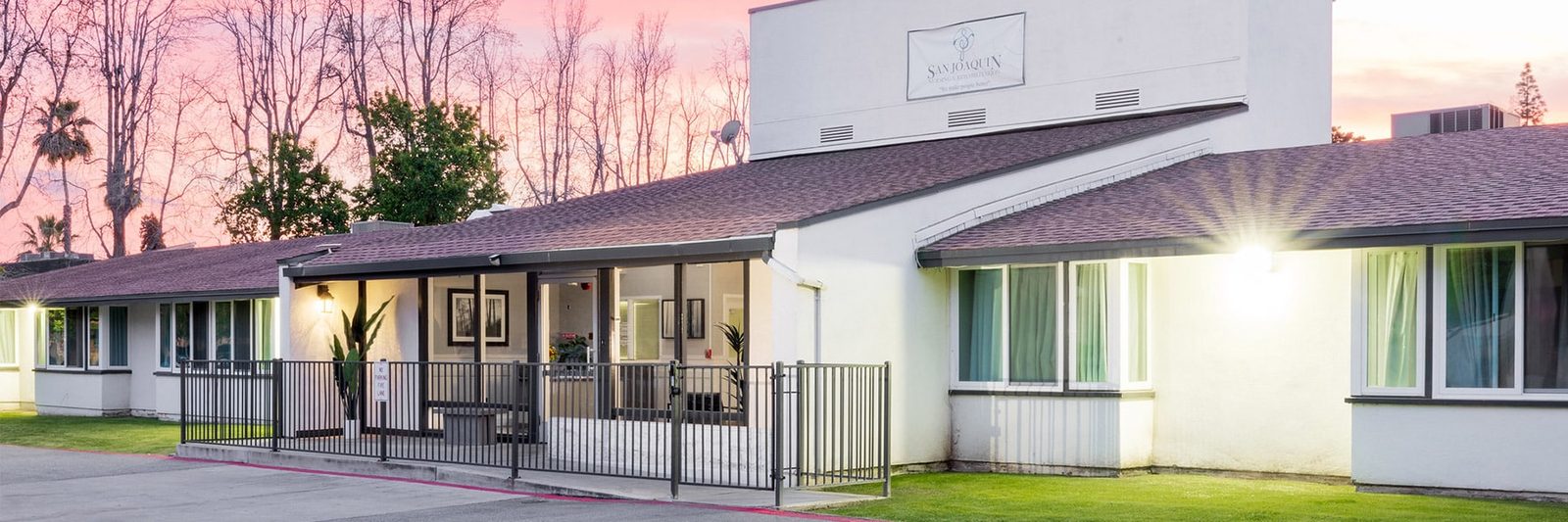 San Joaquin Nursing Center and Rehabilitation Cent photo 2