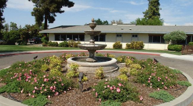 Golden Livingcenter - Reedley