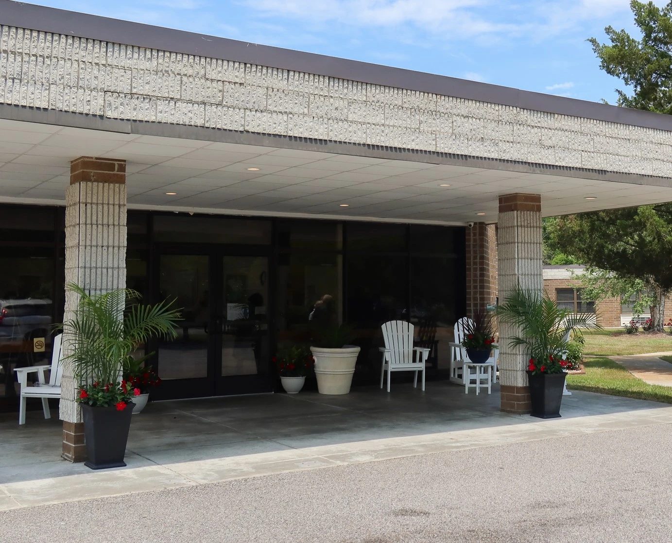 Liberty Commons Nursing & Rehab Center of Southpor photo 4
