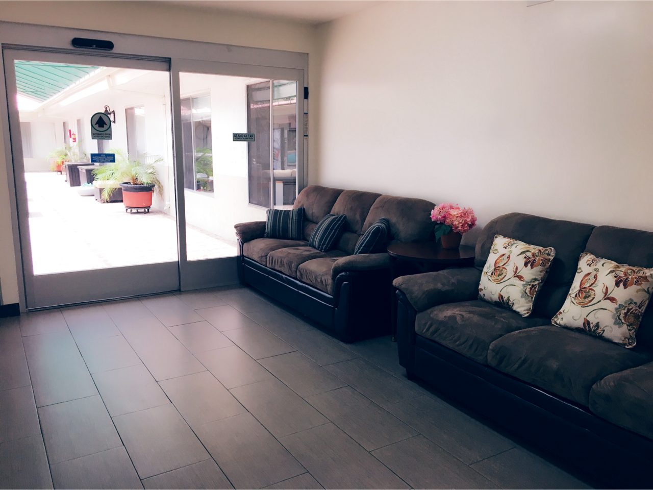Greenfield Care Center Of Fullerton, LLC photo 4