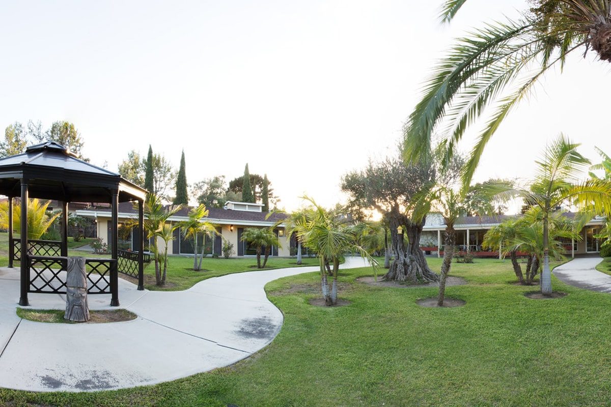 La Paloma Healthcare Center photo 4