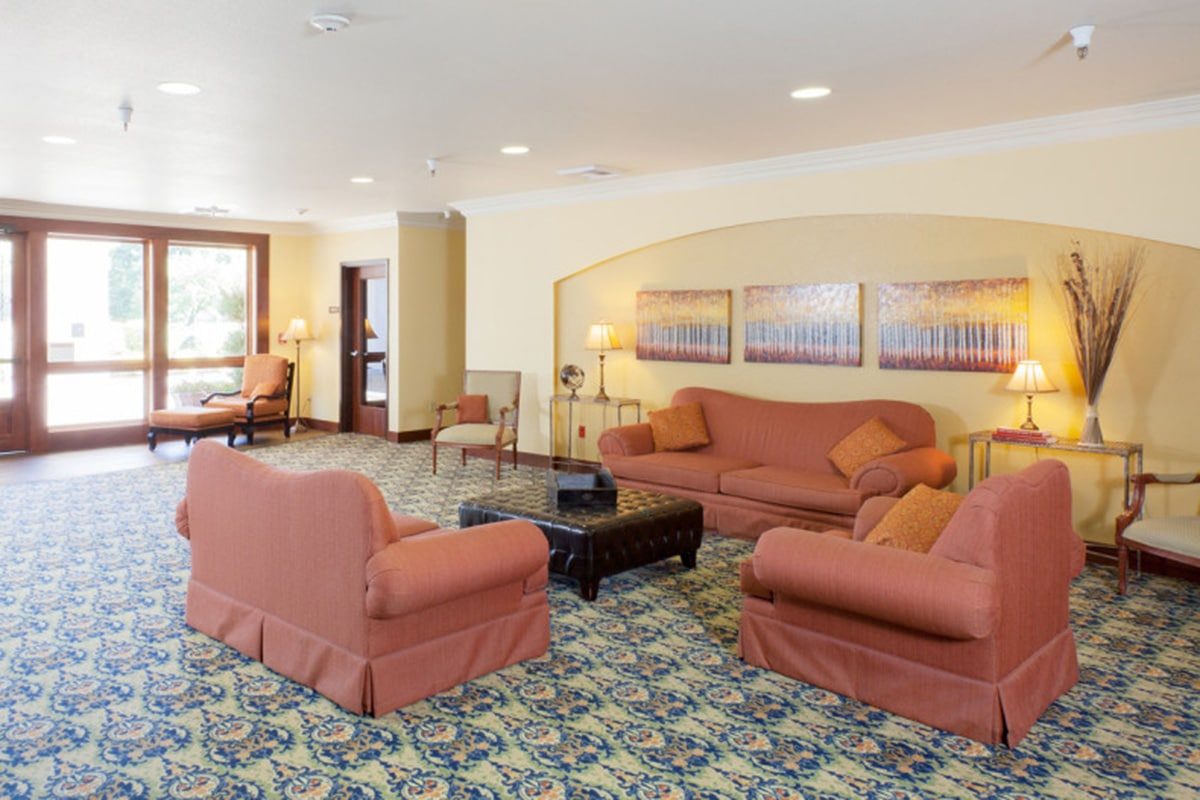 Lincoln Meadows Care Center photo 4