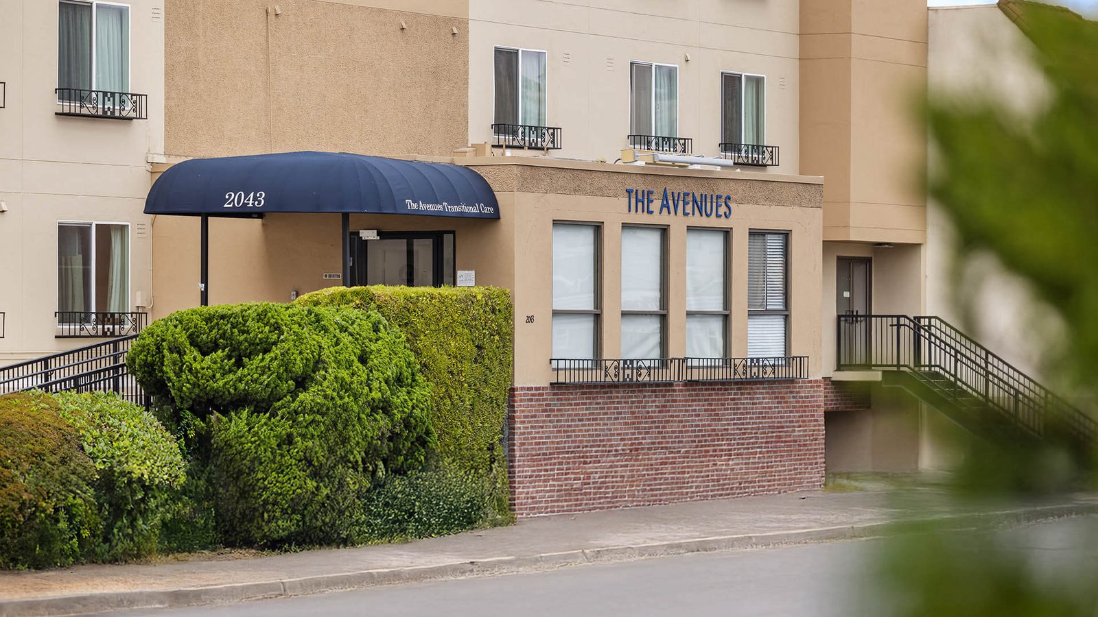The Avenues Transitional Care Center photo 1