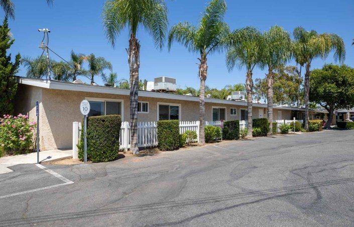 Palm Terrace Convalescent Center photo 2