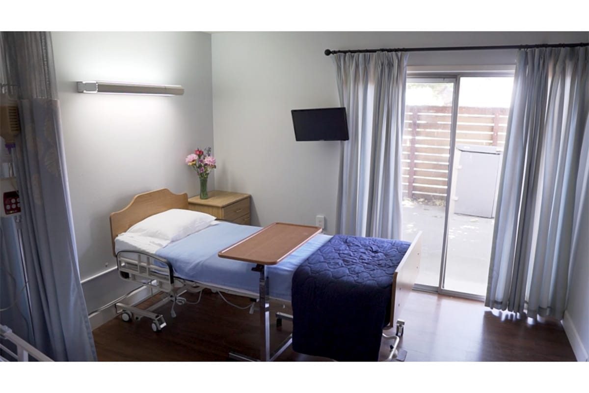 San Bruno Skilled Nursing Hospital photo 3