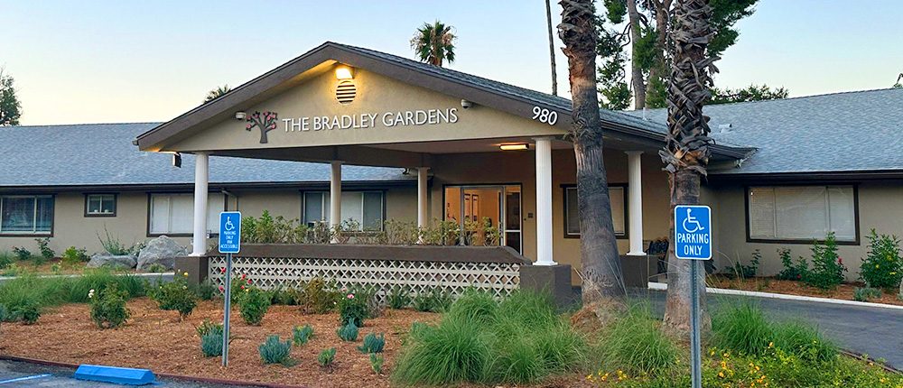 Stanford Court Skilled Nursing & Rehab Center photo 2