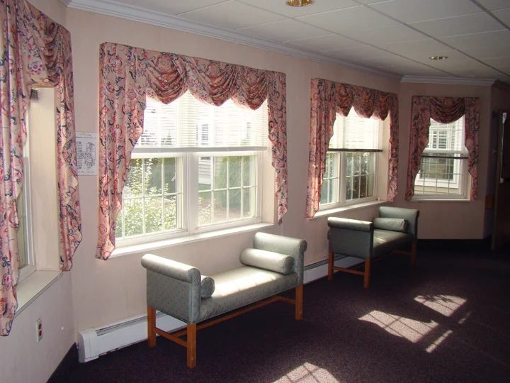 Laurel Woods photo 4