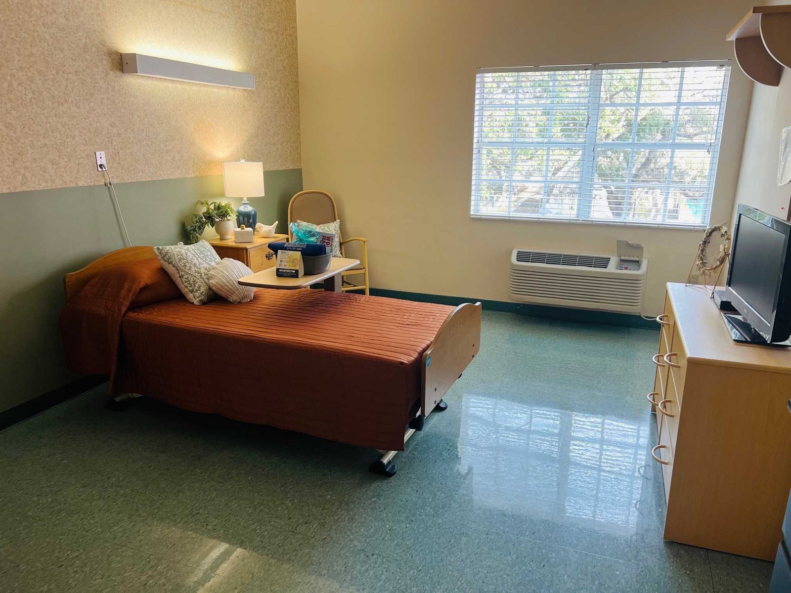 Bayshore Pointe Nursing and Rehab Center photo 2