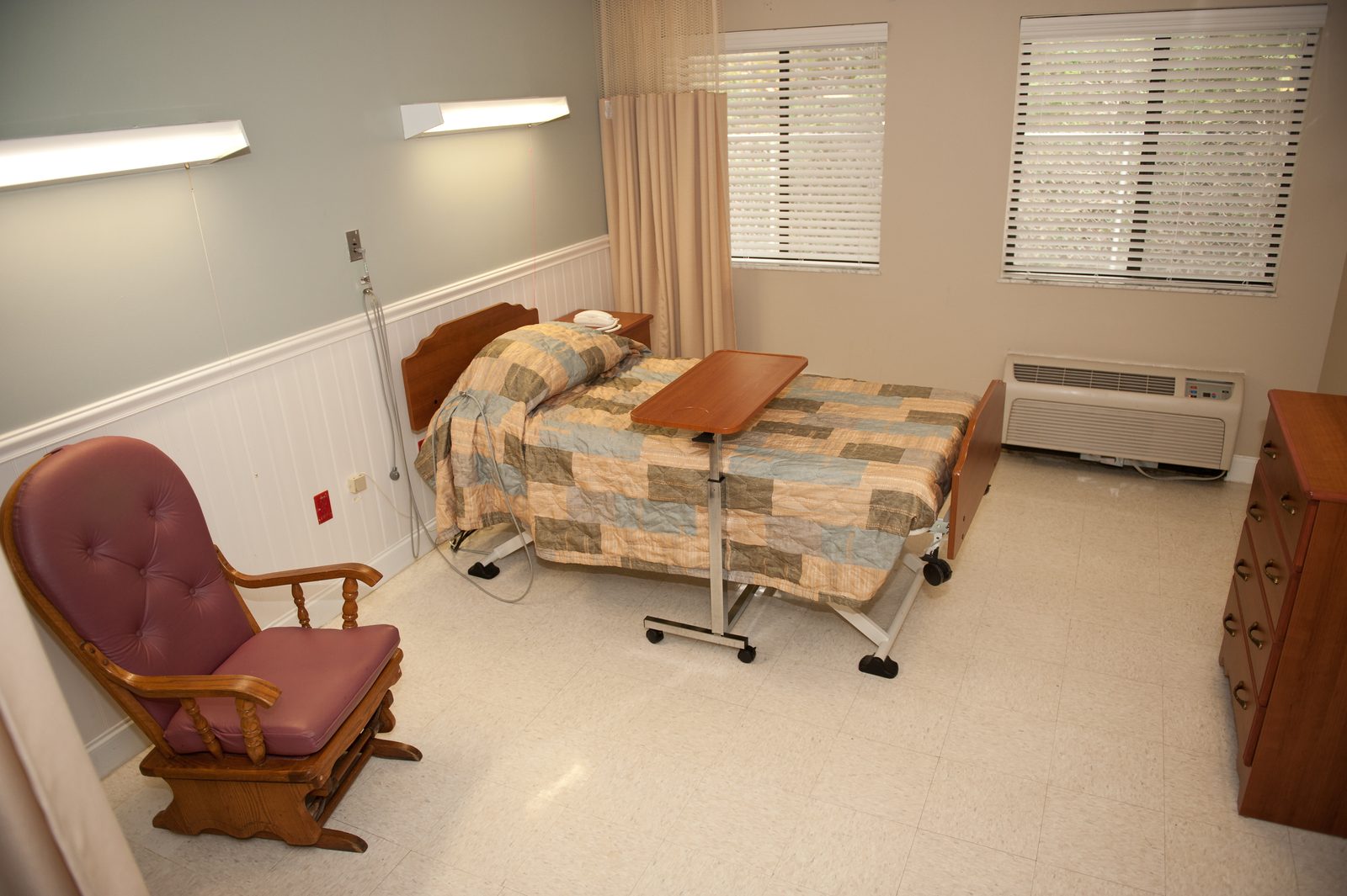 Seven Hills Health and Rehabilitation Center photo 1