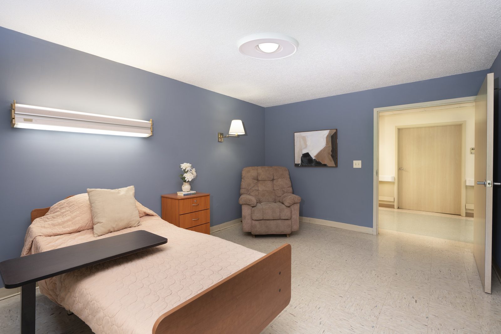 West Altamonte Nursing and Rehabilitation Center By Harborview photo 3