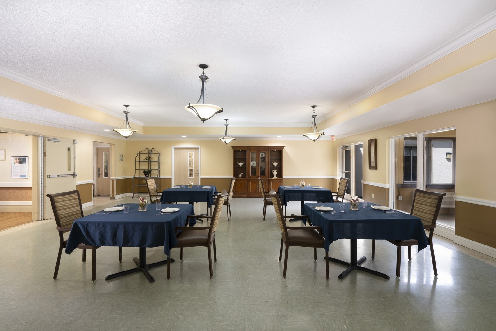 West Altamonte Nursing and Rehabilitation Center By Harborview photo 5