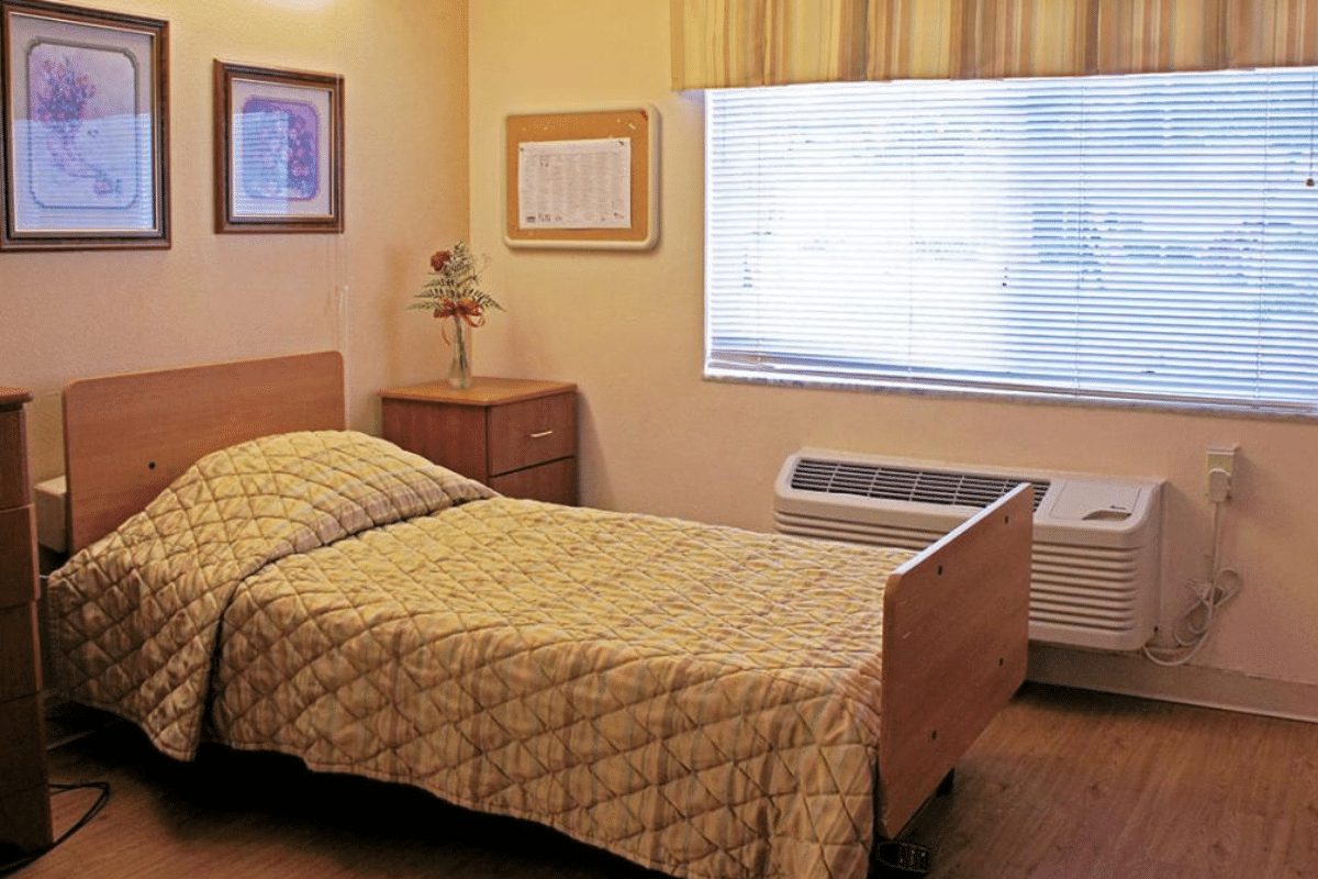 Healthcare and Rehab of Sanford photo 3