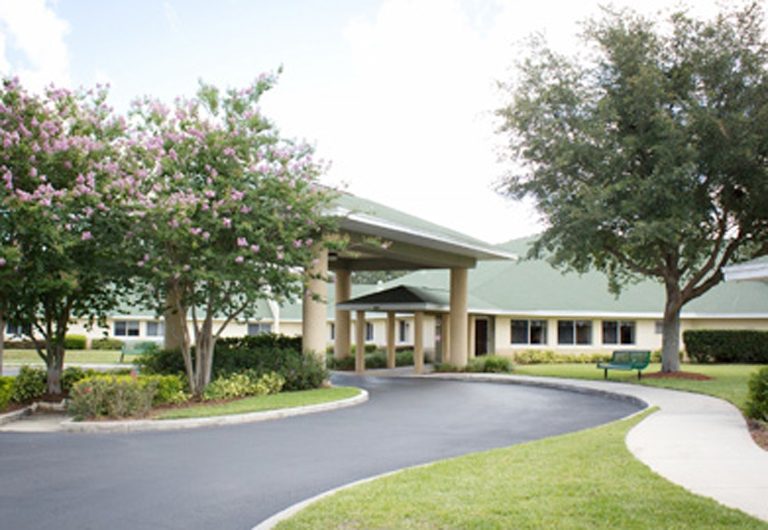 Lake Bennet Center for Rehabilitation & Healing photo 3