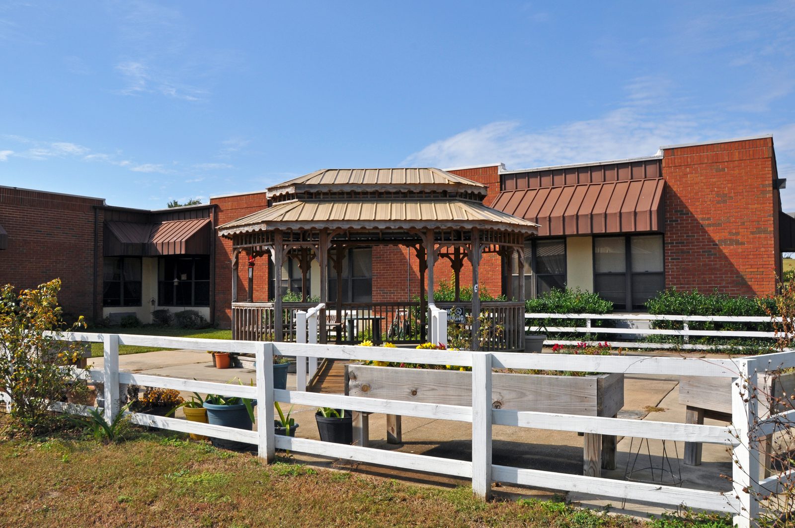 Madison Health and Rehabilitation Center photo 1