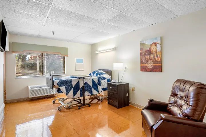 Creekside Health and Rehabilitation Center photo 5