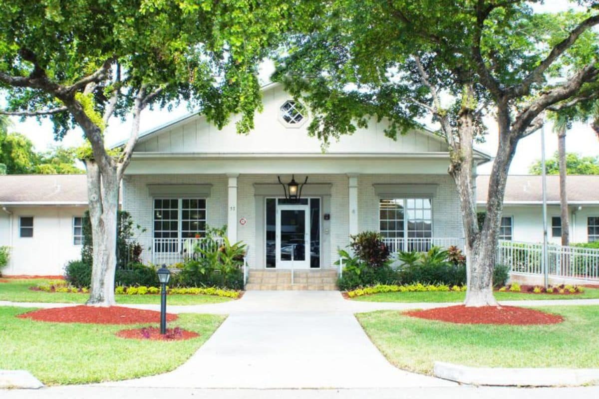 Pompano Health and Rehabilitation Center photo 4