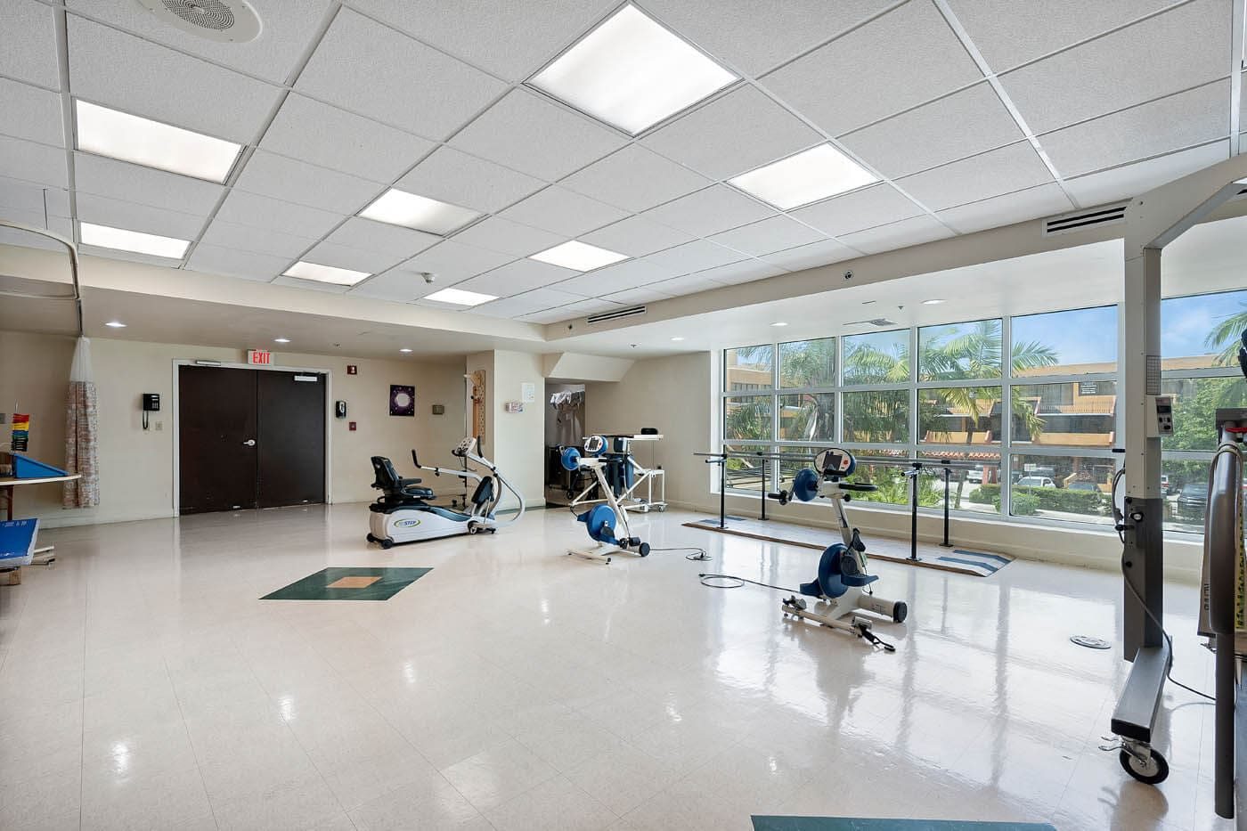 Ponce Health and Rehabilitation Center photo 5