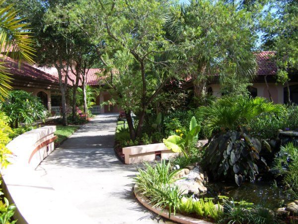 Legacy at Boca Raton Rehabilitation and Nursing Center (the) photo 2