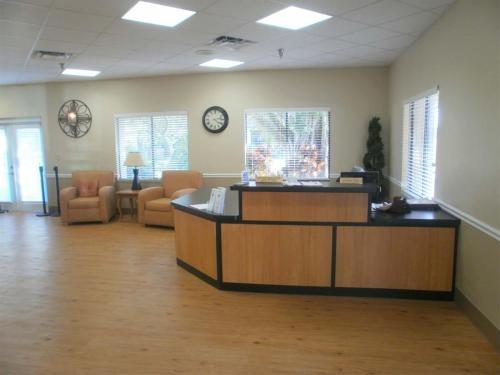 Rehab & Healthcare Center of Cape Coral photo 1