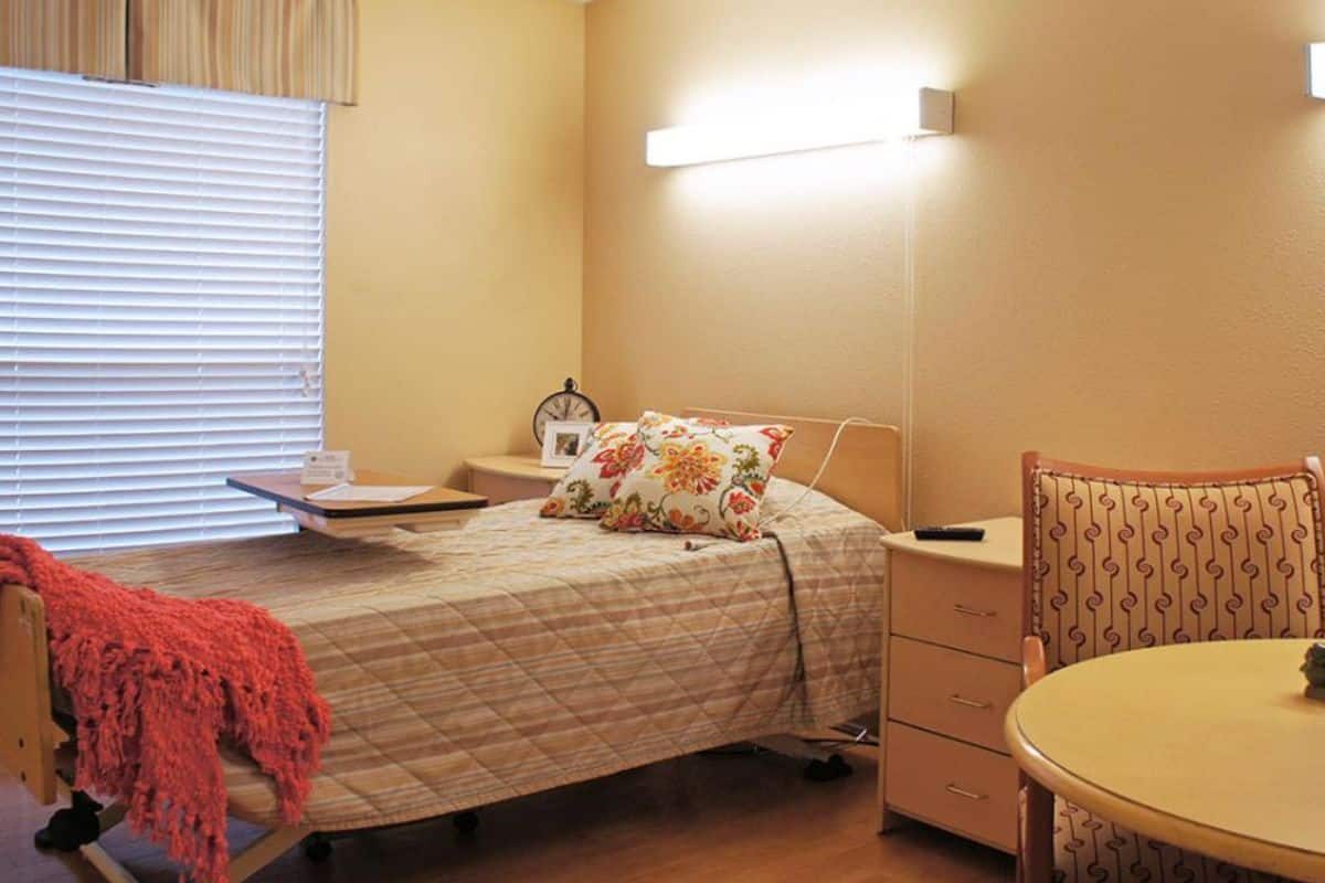 Sarasota Health And Rehabilitation Center photo 4