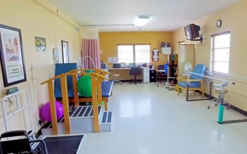 South Heritage Health & Rehabilitation Center photo 2
